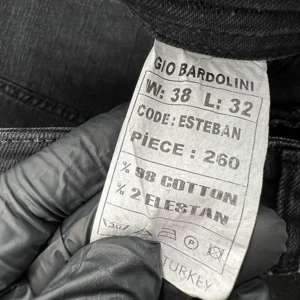 NEW Gio Bardolini Esteban 38‎ x 32 Black Distressed Denim Jeans